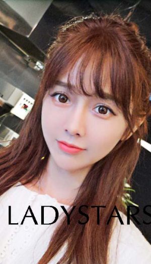 Tóc giả mái thưa