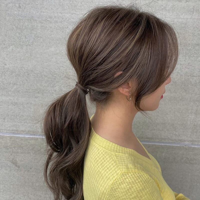 Kiểu tóc buộc thấp đánh rối