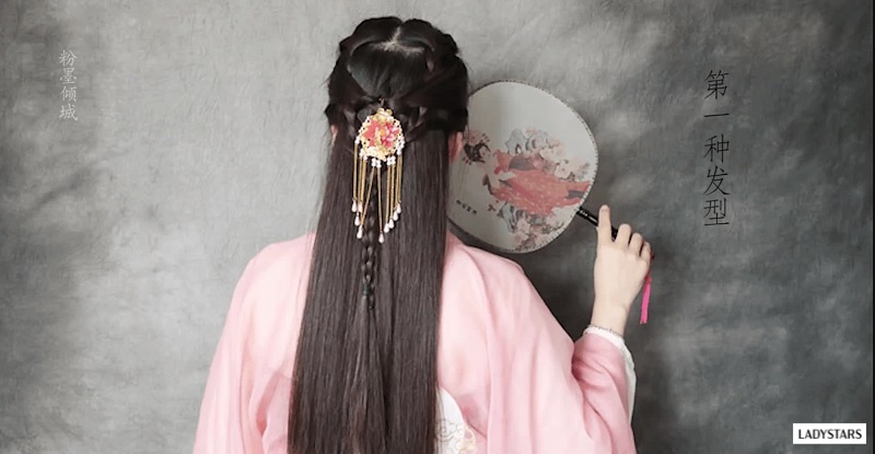 Tìm hiểu tóc giả cổ trang​