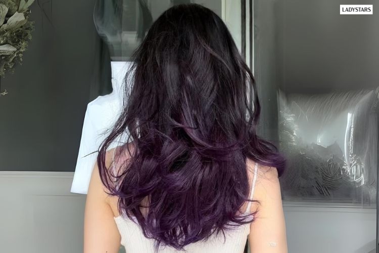 Tóc màu nâu tím đậm