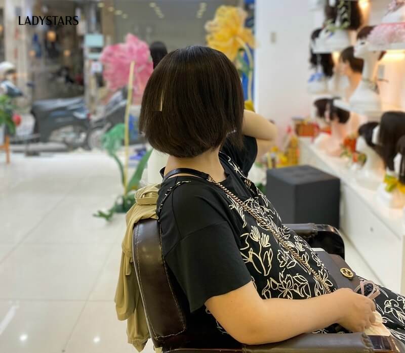 LadyStars - Địa chỉ cung cấp tóc giả phù hợp với mọi khuôn mặt