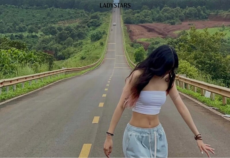 Sai lầm khi mang tóc giả đi du lịch