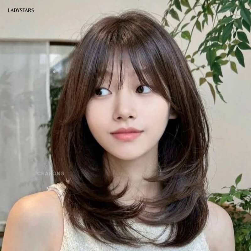 Kiểu tóc layer mái ngang