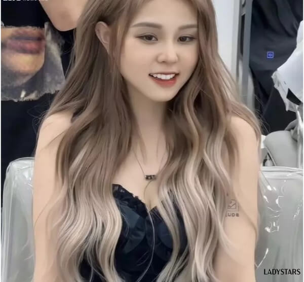 Tóc nâu tây ánh khói ombre