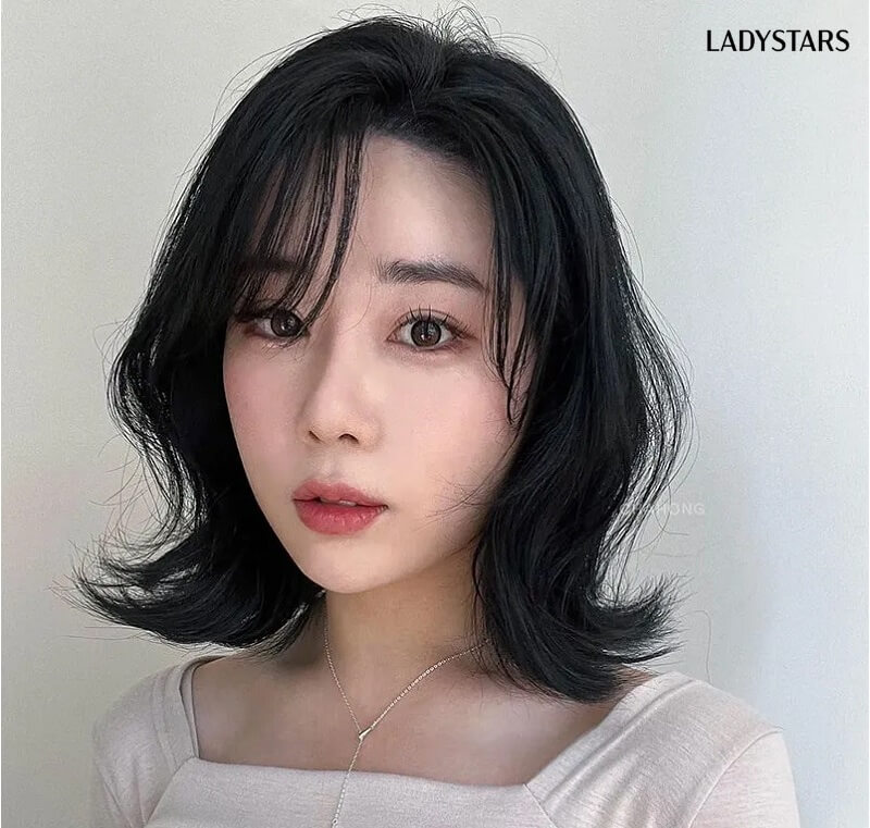 Tóc uốn đuôi vểnh