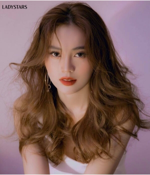 Tóc uốn bồng bềnh