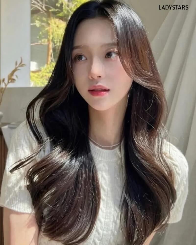 Tóc nâu đen tự nhiên