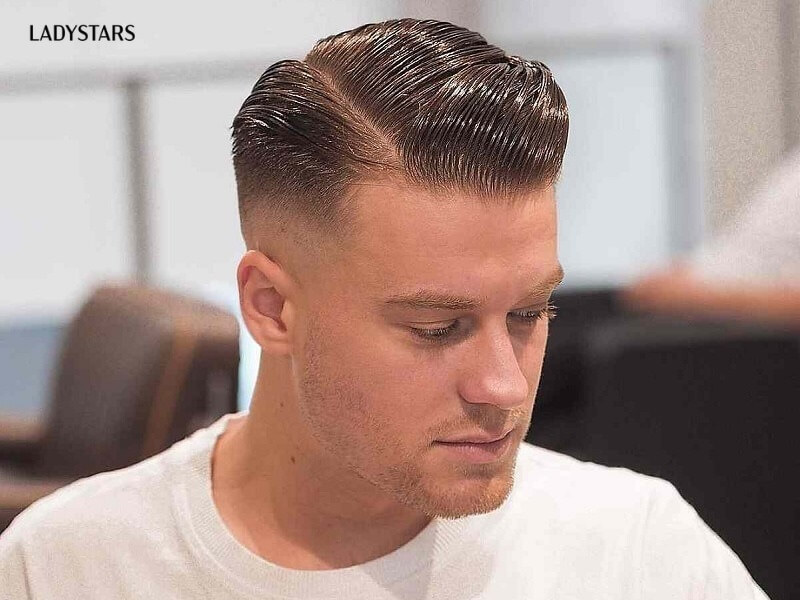 Tóc side part Pompadour