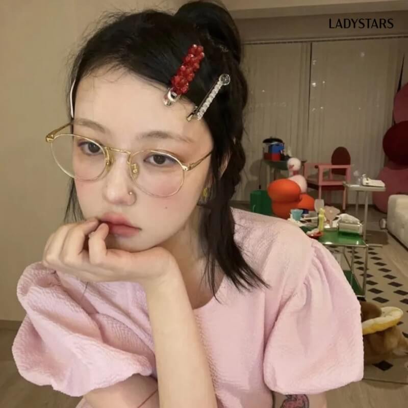 Tóc buộc đuôi ngựa side part